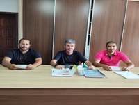 Reunião da Comissão Especial.